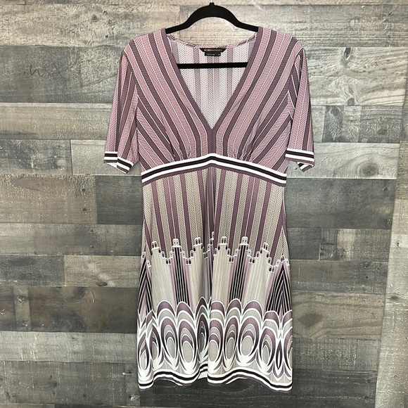 BCBGMaxAzria Dresses & Skirts - Pretty Smoky Purple BCBGMaxAzaria V-Neck Dress